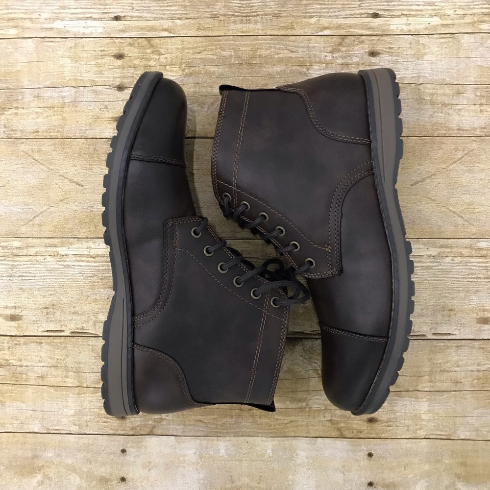 New Eastland Jason Cap Toe Boots